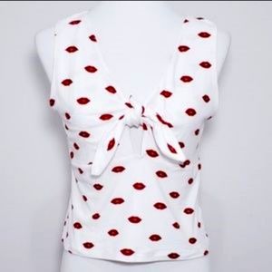 💟💖NWT Riley & James white top with red lipstick💋 print Size XL